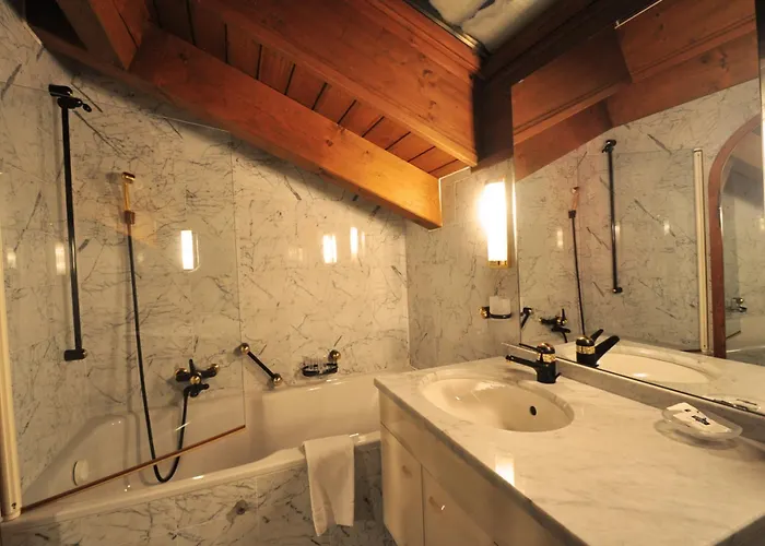 Haus Tiefbach - Cervino 公寓 采尔马特